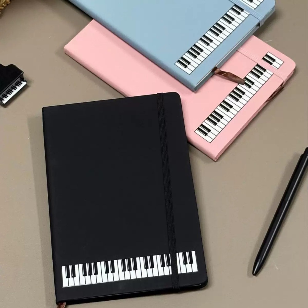 Music Theme Notebook Piano Sty - огляд і ціна Blank Sheet Music Notebook